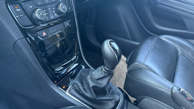 Vauxhall Mokka X 1.6i Elite 5dr Petrol Hatchback